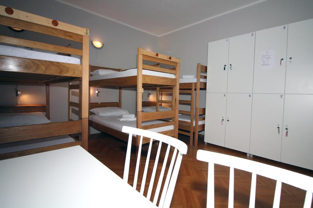 Hostel Marko Tisno Buitenkant foto