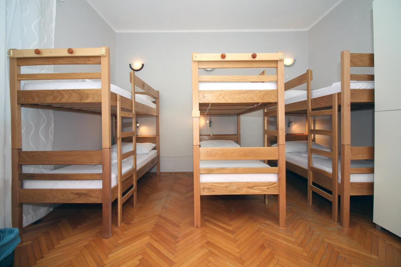 Hostel Marko Tisno Buitenkant foto