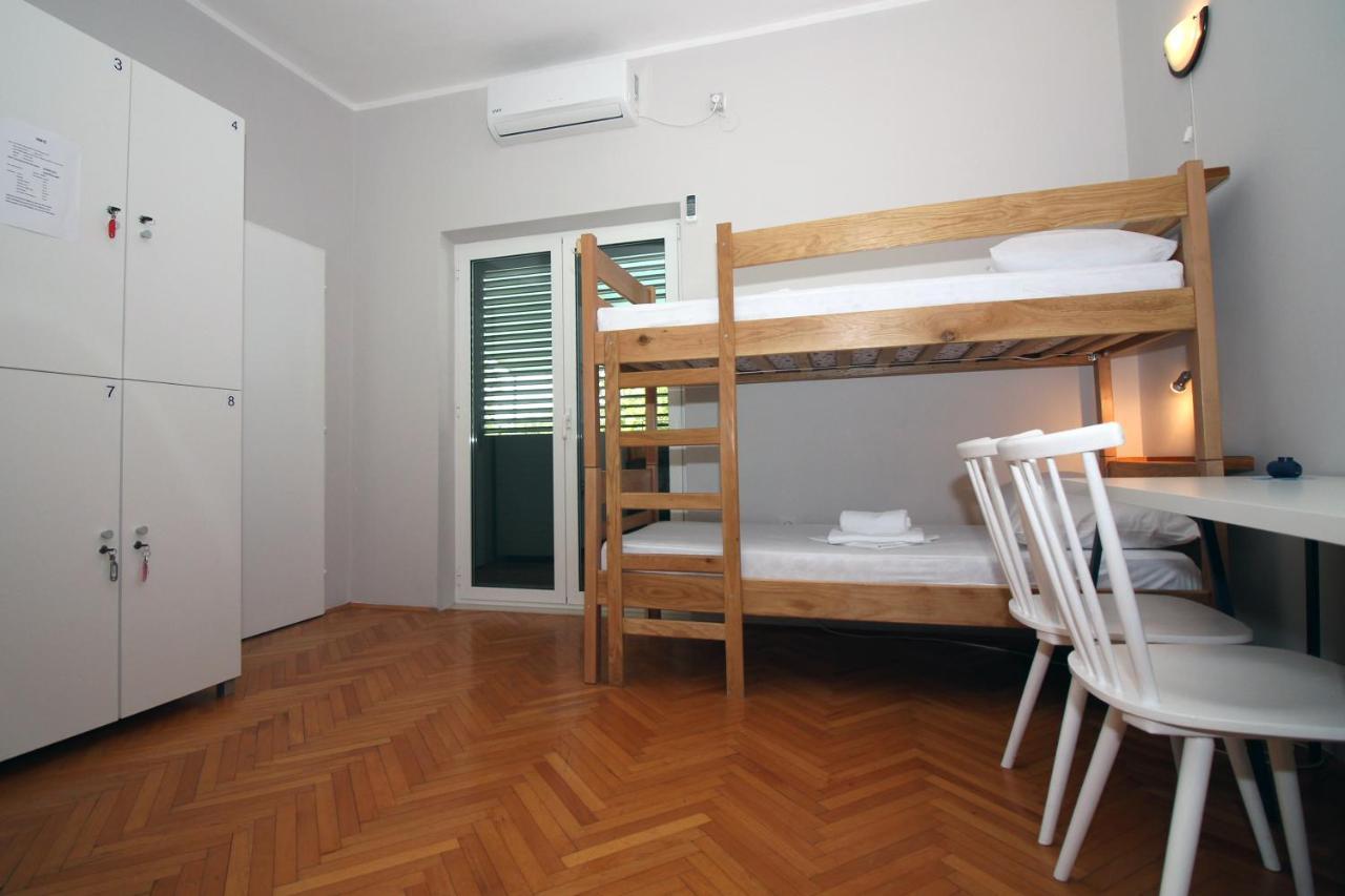 Hostel Marko Tisno Buitenkant foto